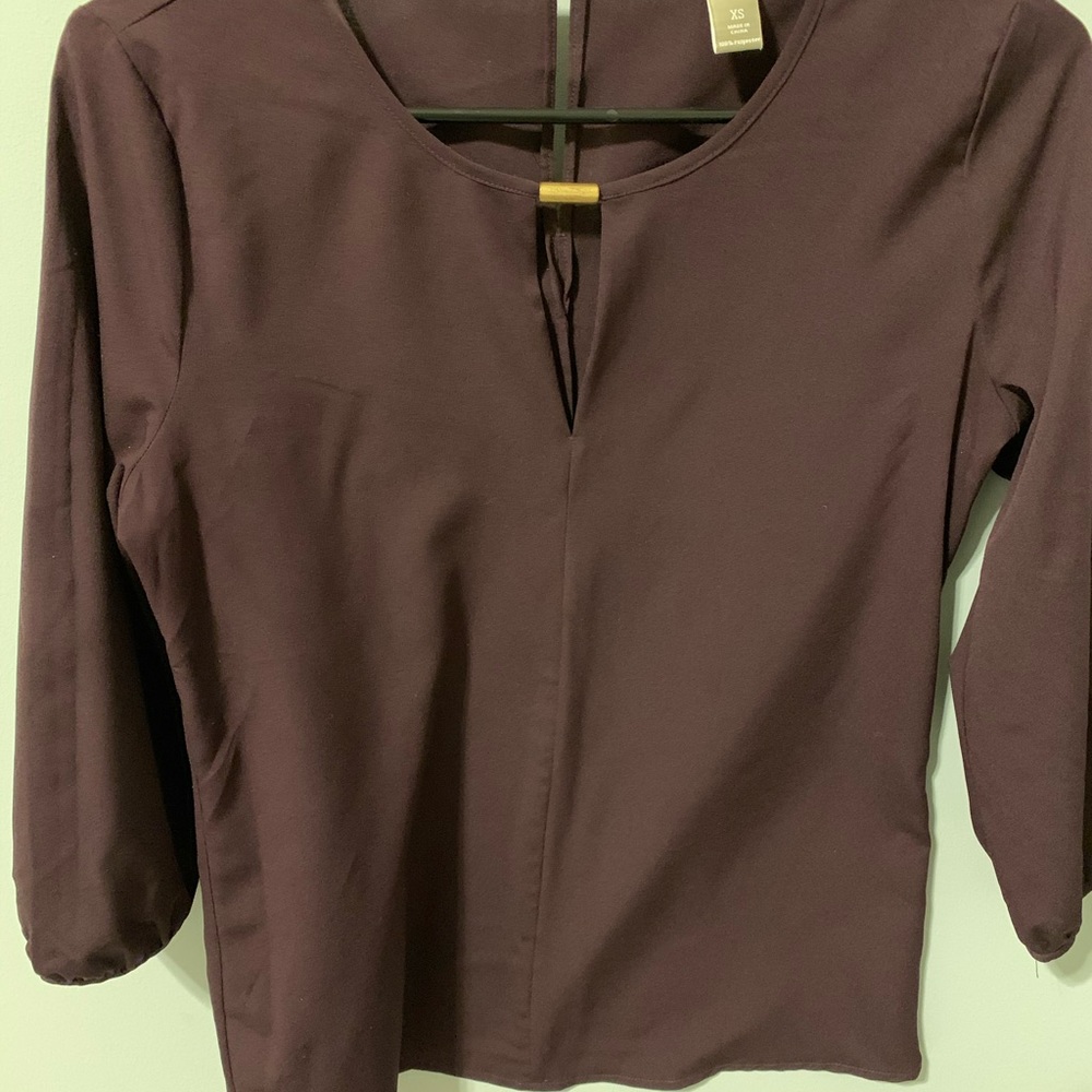 Plum Banana Republic silky blouse with gold bar